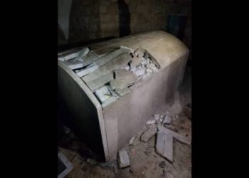 Les Arabes ont vandalisé le tombeau de Joseph en représailles à un raid massif des FDI contre des terroristes