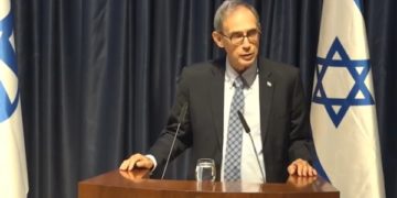 Idéologie socialiste dégénérée : Le ministre de la Diaspora impute le terrorisme actuel… à la faim