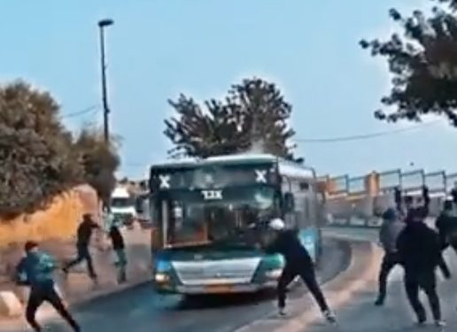 Apartheid vous avez dit ?? Oui, envers les juifs!