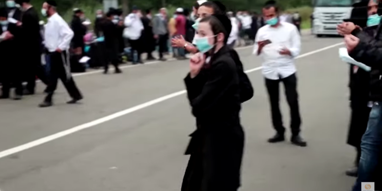 Un leader juif en Ukraine hospitalisé après une agression antisémite