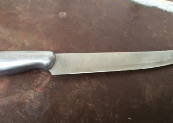 Un suspect armé d&rsquo;un couteau fuit la sécurité à Hadera