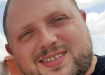 La première victime des terroristes d&rsquo;Elad est celui qui a conduit les terroristes en ville, selon les autorités