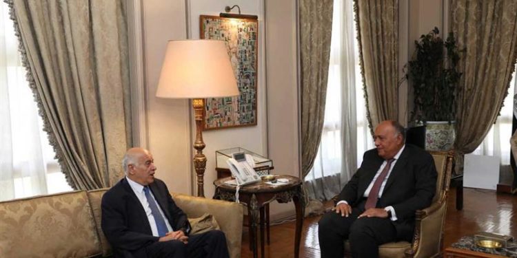 Dépités par le refus d’Israël de céder, le ministre égyptien des Affaires étrangères a rencontré un responsable du Fatah