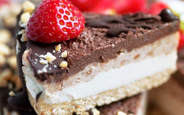 Pour Shavouot, Ayelet Shaked partage sa recette du gâteau au fromage et chocolat