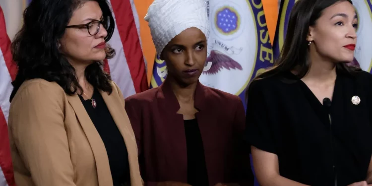 Rashida Tlaib et Alexandria Ocasio-Cortez se battent contre l’inclusion d’Israël dans le programme américain d’exemption de visa