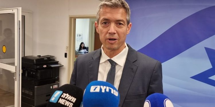 Ministre Yoaz Hendel : « Il est impossible de coopérer avec des politiciens nationalistes arabes »