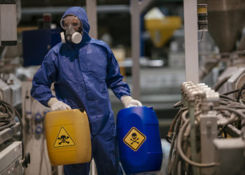 L&rsquo;IDF a conduit un entraînement secret à la manipulation de substances chimiques – en République tchèque