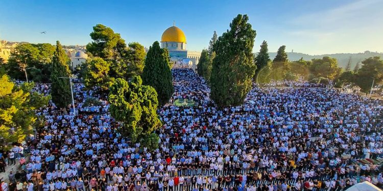 Jérusalem : Quelque 150 000 musulmans réunis dans la capitale juive pour la prière de l’Aïd al-Adha