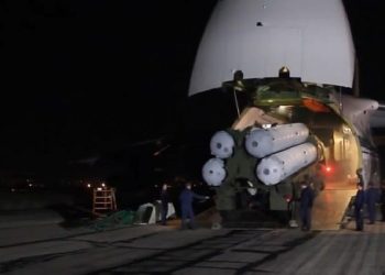 La Russie a tiré des S-300 sur des avions israéliens au-dessus de la Syrie