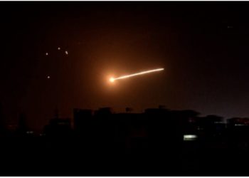 Israël bombarde des sites du Hezbollah à Tartous, en Syrie