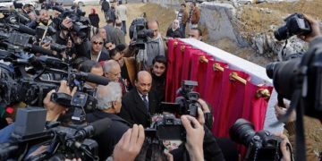 Le New York Times rompt avec son reporter de Gaza qui a dit « les Juifs, je suis pour les tuer et les brûler comme Hitler l’a fait »