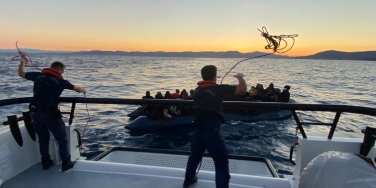 Des « Palestiniens » de Syrie, demandeurs d’asile, détenus par la police turque – les médias regardent ailleurs