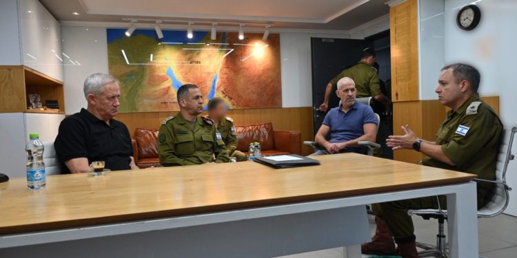 Opération anti-terroriste à Gaza : Déclaration de Yair Lapid et du ministre de la Défense Benny Gantz