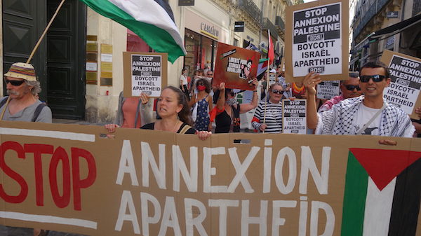 « Israël apartheid » : Aurélien Taché, n’avez-vous aucune honte ?