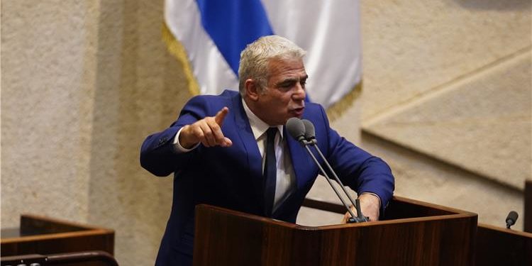 Netanyahou blâme Lapid qui blâme Netanyahou pour l’accord nucléaire iranien