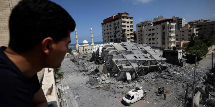 Réveil amer à Gaza, liesse à Ramallah