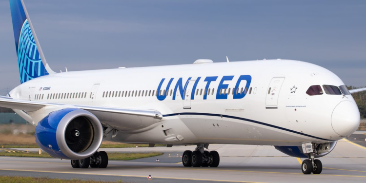 United Airlines poursuivie pour avoir annulé un vol vers Israël et menti aux passagers