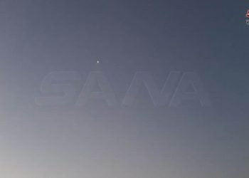 Les défenses aériennes syriennes auraient repoussé une attaque israélienne dans les environs de Hama et Tartous