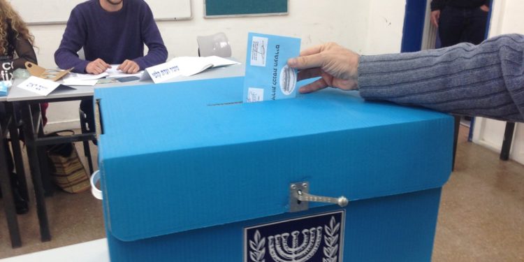 Un sondage révèle que seuls 16% des Haredim sont prêts à adhérer à une coalition de gauche