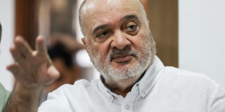 Le neveu d’Arafat accuse Mahmoud Abbas d’être un « dirigeant totalitaire » et promet des « jours violents » en l’absence de successeur légitime