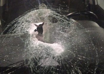 Ca aussi, c&rsquo;est du terrorisme : une femme blessée lors d&rsquo;une attaque à coups de pierres sur sa voiture