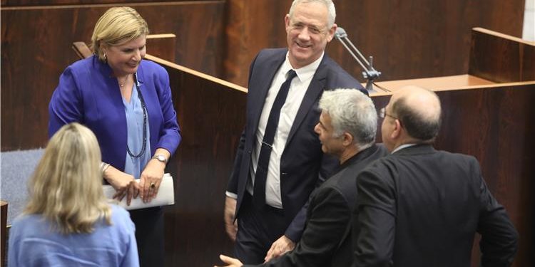 Encore merci, Trump ! Le Ministre de l’Economie annonce qu’Israël va ouvrir une mission commerciale au Maroc