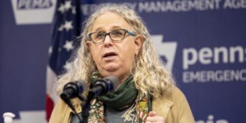 « Une fille qui se prend pour un garçon doit être placée dans une classe de filles », disent les rabbins, qui rejettent les « changements artificiels »