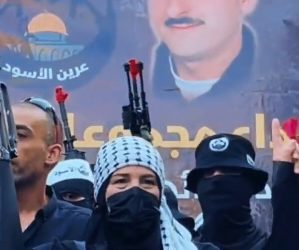 Choquant : comment la mère de plusieurs combattants arabes tués lors d&rsquo;affrontements avec les FDI vit le deuil de ses fils