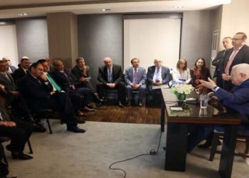 J’ai dit à Blinken : « Petit garçon, ne fais pas ça », a raconté Abbas à des Américains d’origine arabe