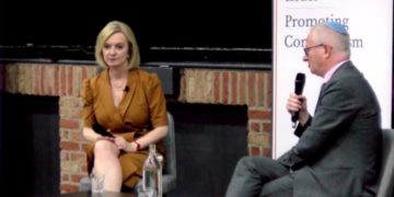 La probable future Premier ministre britannique Liz Truss veut un « changement d’état d’esprit » sur Israël