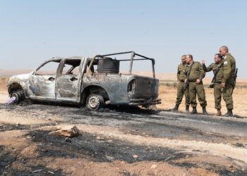 Justice divine : 2 terroristes gravement brûlés par leurs bombes incendiaires après avoir attaqué des soldats israéliens