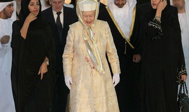 Pourquoi la défunte reine Elizabeth d’Angleterre n’a jamais visité Israël ? La Jordanie oui, l’Egypte oui, et plus de 120 pays, mais pas Israël…