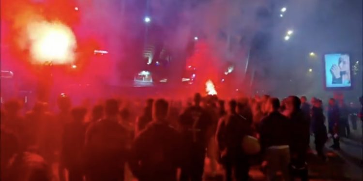 Indiscrétion : des « partenaires » locaux ont aidé les supporters de Haïfa à investir la tribune du PSG