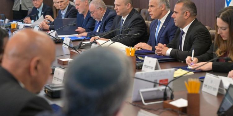 Accord avec le Liban, la conseillère juridique du gouvernement est en faveur d’un vote à la Knesset : « c’est l’option appropriée »