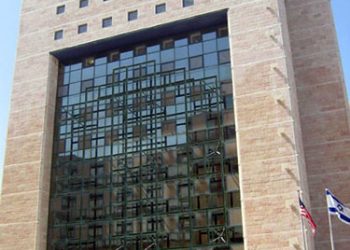 Victime d&rsquo;un attentat : « Le médecin de l&rsquo;hôpital a offert des gâteaux à l&rsquo;arabe qui m&rsquo;a blessé »