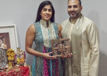 Des croyants hindous tentent de sauver le symbole de la svastika corrompu par Hitler – bon courage…