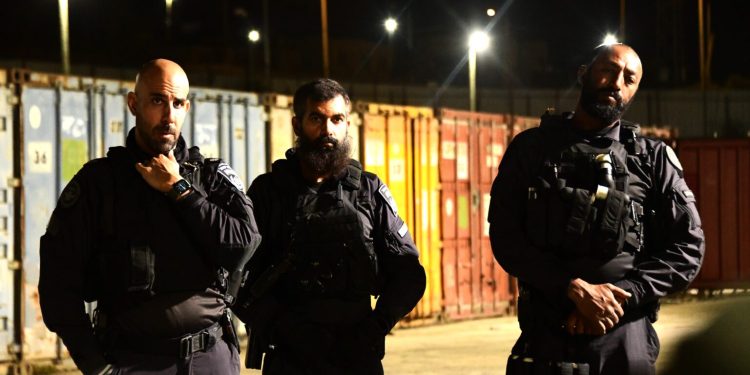 Des Arabes de Jérusalem-Est importaient des pièces détachées d’armes de l’étranger cachés dans des jouets