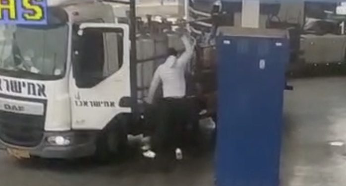 2 morts, 6 blessés dans une attaque terroriste à Ariel