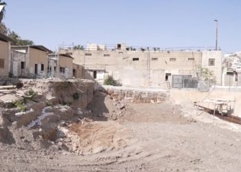 Après de nombreuses années, enfin un immeuble juif se construit à Hébron