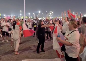 « Je parle à un journaliste israélien ! » Rires et politesse des Iraniens à la Coupe du monde de football