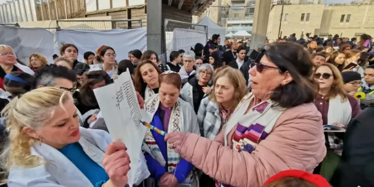 Mur occidental : scènes de chaos entre les gardiens et les « Femmes du Mur »