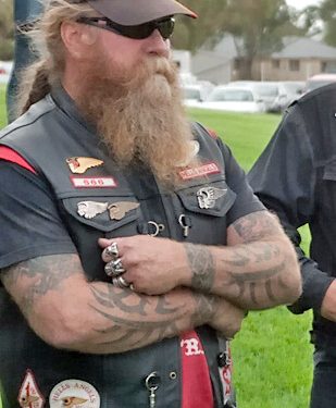 Iran et Harley : un chef des Hell’s Angels accusé d’avoir coordonné des attentats contre des cibles juives en Allemagne pour le compte de l’Iran