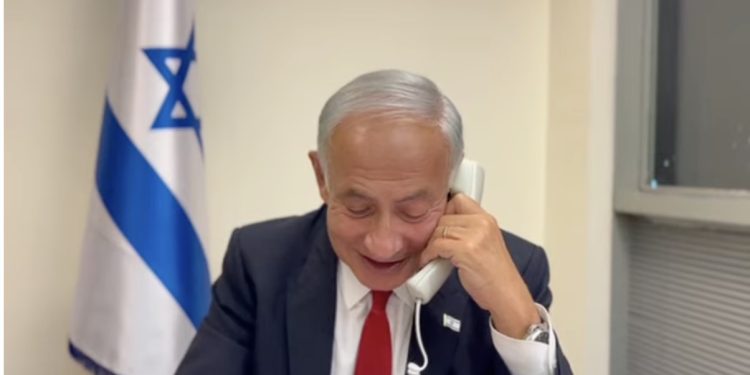 À quelques minutes avant le gong, Netanyahou dit au président en mots raffinés : « Ala Beyadi » (j’ai réussi)
