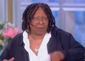 Whoopi Goldberg est la négationniste de l&rsquo;holocauste la plus célèbre. Célébrée par la gauche, elle ne s&rsquo;arrête jamais