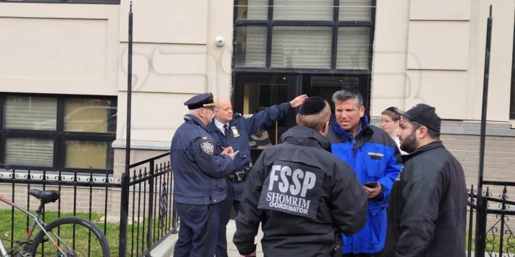 L’homme qui a tenté d’enlever un garçon dans une synagogue a été libéré : ils s’agissait d’une erreur d’interprétation