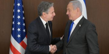 À Jérusalem, M. Blinken prône la vieille obsession gauchiste usée et irréaliste : la « solution » à deux États