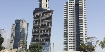 Les députés haredi veulent annuler le projet socialiste de Bennet/Lapid de taxe d’entrée à Tel Aviv