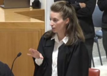 L&rsquo;avocate représentant la Knesset monte le ton devant les juges : « La Haute Cour n&rsquo;a aucune autorité »