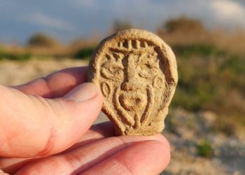 Une promenade en famille s’est terminée par la découverte d’un artefact antique