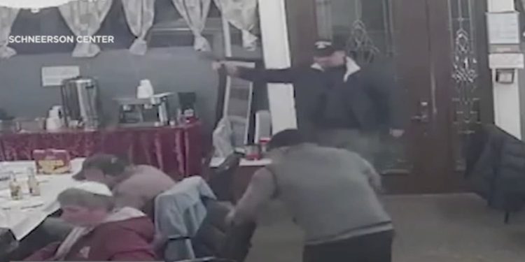 San Francisco : un Russe tire des balles à blanc dans une synagogue russophone